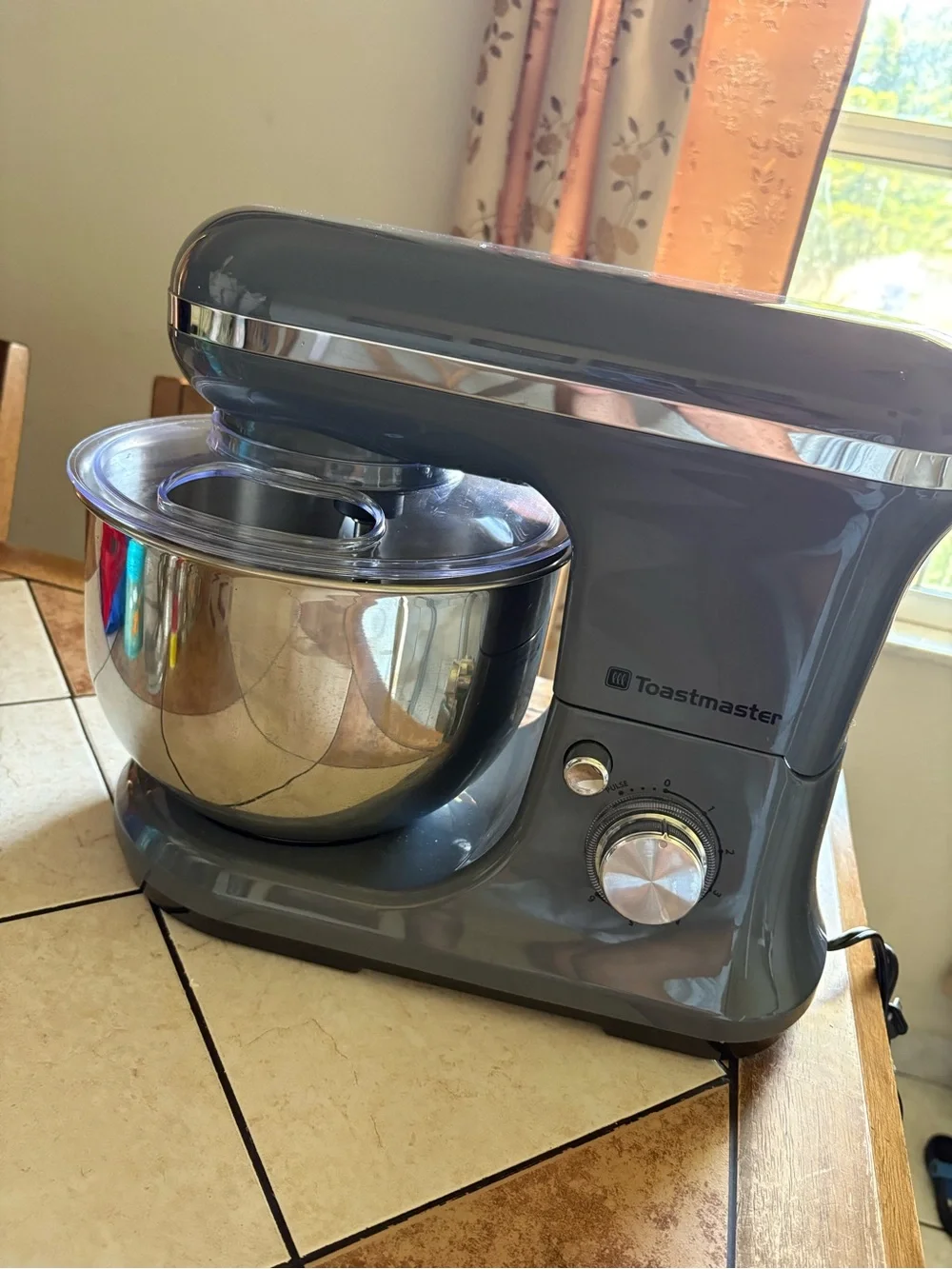 Stand mixer